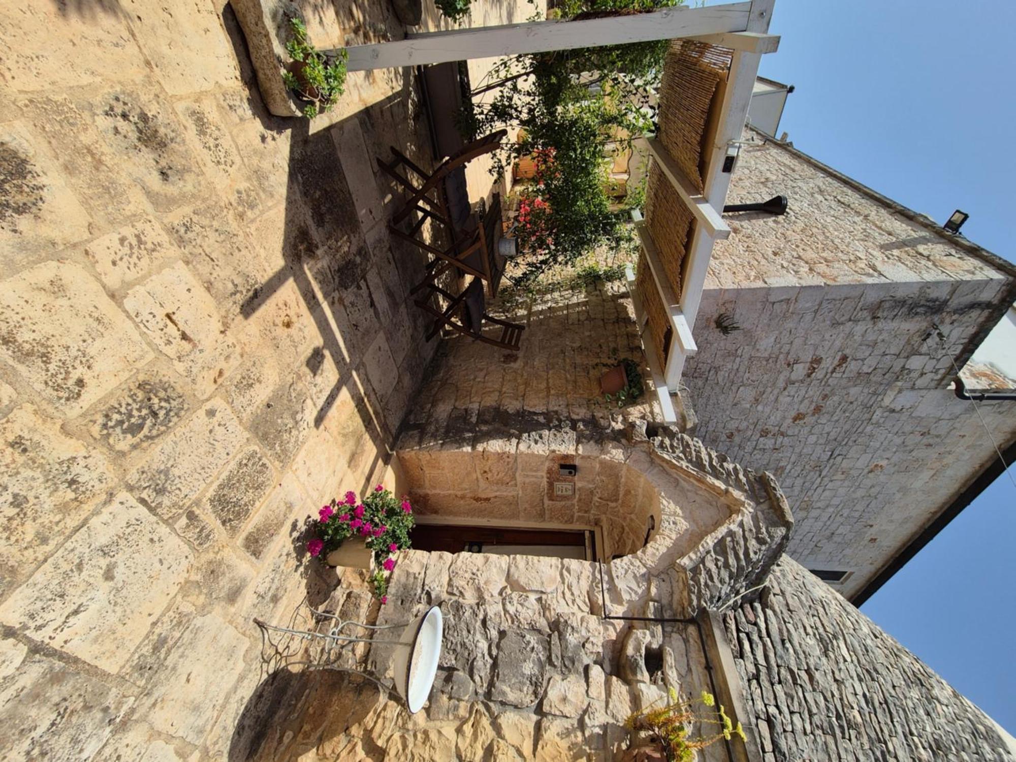Il Trullo Di Nonna Lella Landhaus